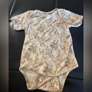 kate quinn chicken onesie 18-24 months